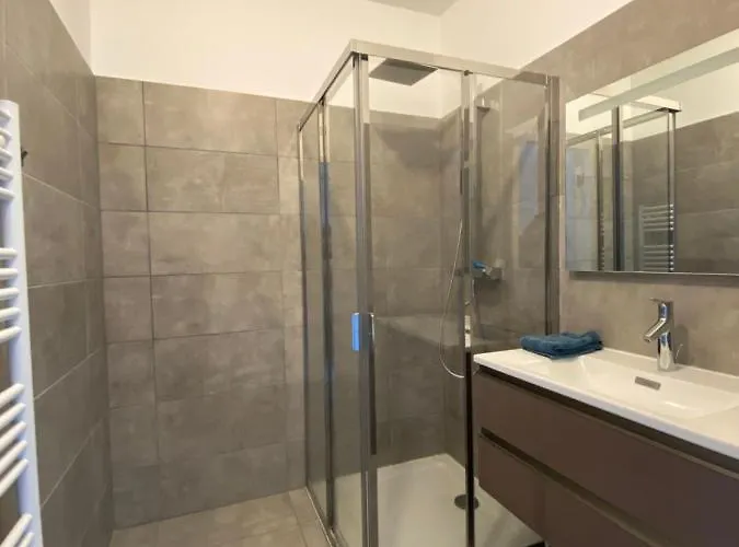 Apartment T2 De Standing Avec Parking A 250 Metres De La Plage, Route Des Sanguinaires, *